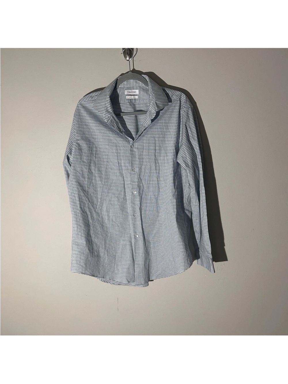 Calvin Klein Men's Blue Checked Dress Shirt - Classic Button-Up